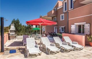 Holiday Home Okrug Donji With Sea View 05 - Okrug Donji - 3