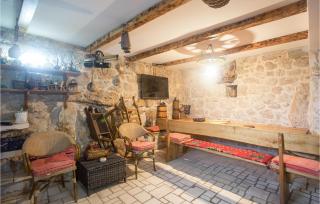 Seven-Bedroom Holiday Home In Dicmo - Osoje - 6
