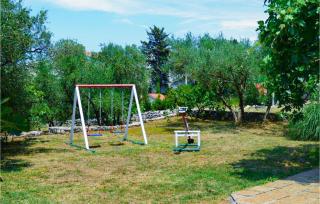 3 Bedroom Cozy Apartment In Malinska - Malinska - 5