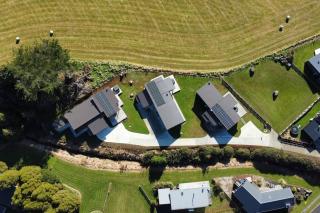 Sleeps 36 people - 3 spas - 3 homes - 7