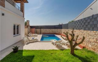 Gorgeous Home In Pula With Wifi - Pula - 9