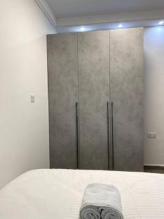 Stylish 1-Bedroom in Riverside - Nairobi - 5