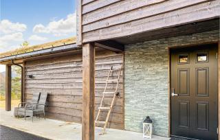 4 Bedroom Amazing Home In Stryn - 1