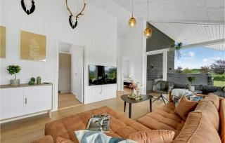 4 Bedroom Beautiful Home In Hemmet - 2