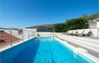 Gorgeous Home In Kalebova Luka - 1