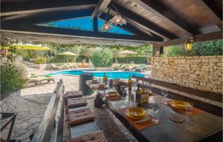 Lovely Home In Buje With Wifi - 9