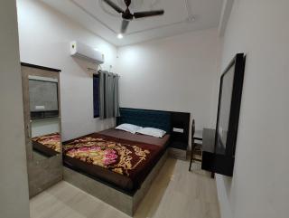 Omisha Guest House - Varanasi - 0