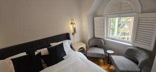 Cozy 3BR Retreat with Dedicated Work table and Parking - 4