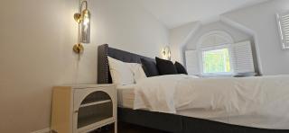 Cozy 3BR Retreat with Dedicated Work table and Parking - 3