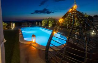 Awesome Home In Sutivan - 3