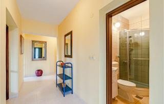 Nice Apartment In Racisce With Kitchen - Račišće - 3