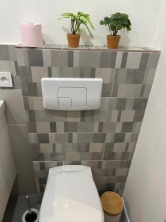 La Petite Bourgeoise - 1