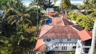 Avin Beach Villa - Unawatuna - 0