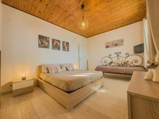 Athena Sea front Apartment, Parking & Pool - Lago Patria - 5