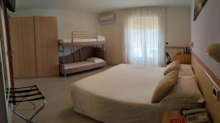 Hotel Eliani - Grado - 9