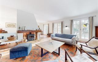 Cozy Home In Saint-Georges-De-Didonne - Saint-Georges-de-Didonne - 8