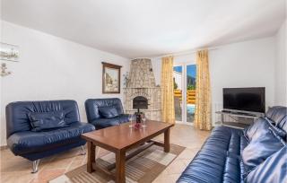 6 Bedroom Beautiful Home In Povljana - 6