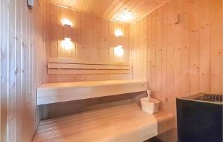Lovely Home In Ledinghem With Kitchen - - 4