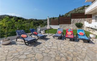 Two-Bedroom Holiday Home In Ploce - 5