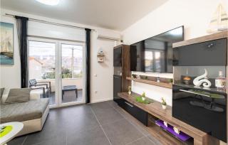 Cozy Apartment In Posedarje - Posedarje - 9