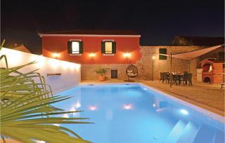 Four-Bedroom Holiday Home In Zedno - Trogir - 3