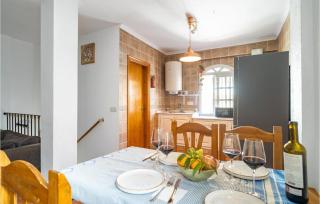 4 Bedroom Cozy Home In Facinas - 6