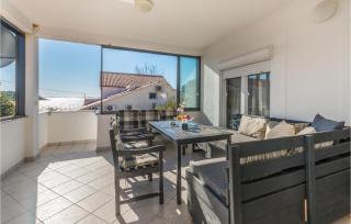 Lovely Apartment In Pakostane With Wifi - Pakoštane - 0