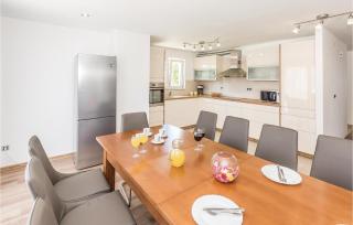 Four-Bedroom Holiday Home In Zaton - Zaton - 7