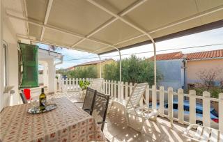 2 Bedroom Pet Friendly Apartment In Vir - Vir - 4