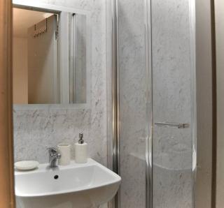 Contemporary Studio Apartment - 4