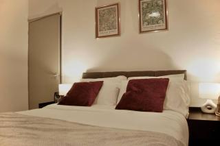Contemporary Studio Apartment - 1