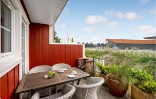 Three-Bedroom Holiday Home In Blavand - 9