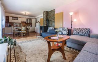 Lovely Home In Pula With Kitchen - Pula - 3
