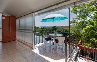 3 Bedroom Lovely Home In Bribir - Bribir - 3