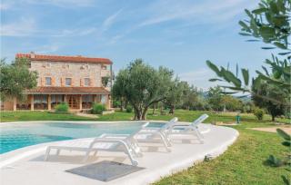 Awesome Home In Rovinj - Rovinj - 5