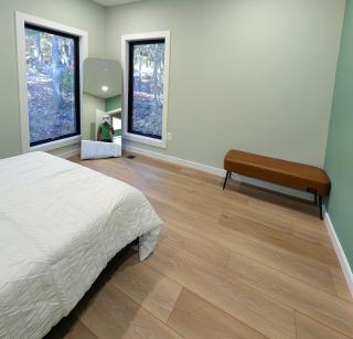 Cozy 2-bedroom cabin in welcoming Shenandoah, Basye with WiFi, AC, EV - Mount Jackson - 7