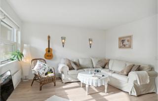 2 Bedroom Beautiful Home In Vejby - Vejby - 1