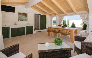 Cozy Home In Seget Donji With Jacuzzi - Trogir - 6
