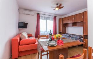 Cozy Apartment In Biograd Na Moru - 7