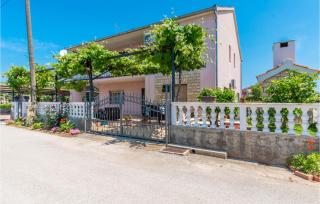 Cozy Apartment In Biograd Na Moru - Biograd na Moru - 1