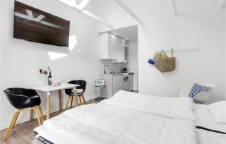 1 Bedroom Gorgeous Apartment In Svaneke - 8