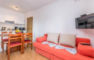 Cozy Apartment In Biograd Na Moru - 6