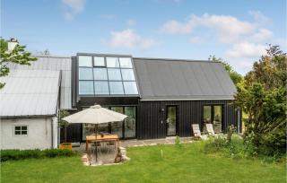 4 Bedroom Stunning Home In Knebel - 0