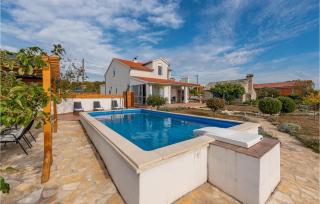 Awesome Home In Krkovic With Sauna - Lađevci - 0