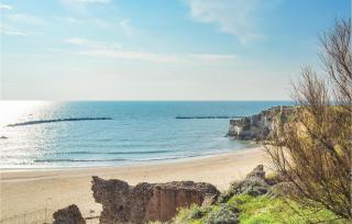 Stunning Home In San Felice Circeo Lt - 4