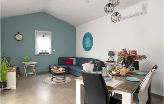 2 Bedroom Pet Friendly Home In Barban - 6