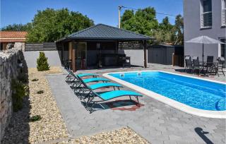 Cozy Home In Biograd Na Moru With Sauna - Biograd na Moru - 2