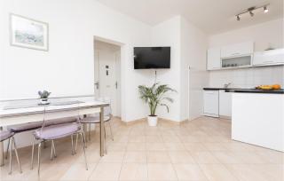 Awesome Home In Sutivan - 5