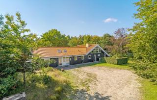 Nice Home In Hals With Sauna - Hals - 0