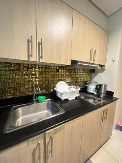 Lanz staycation breeze residences - Manila - 3
